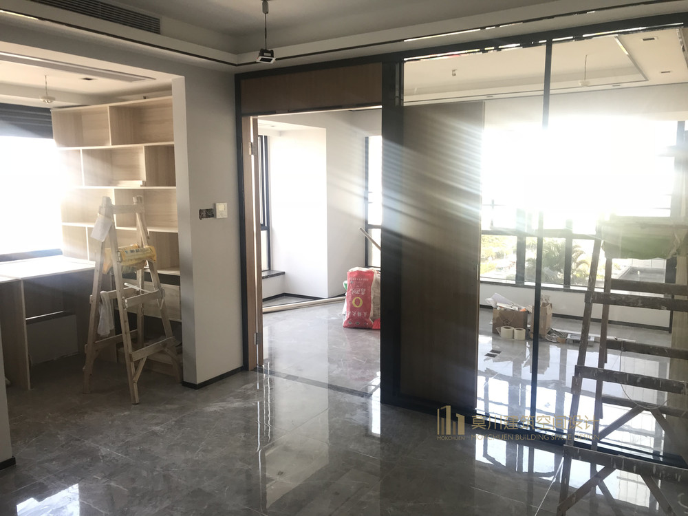 佳兆業中心辦公室裝修現場施工圖 佳兆業中心辦公室裝修現場施工圖