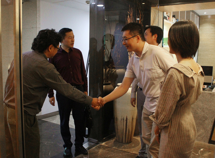 莫川管理層接待西南民族大學領導 莫川管理層接待西南民族大學領導