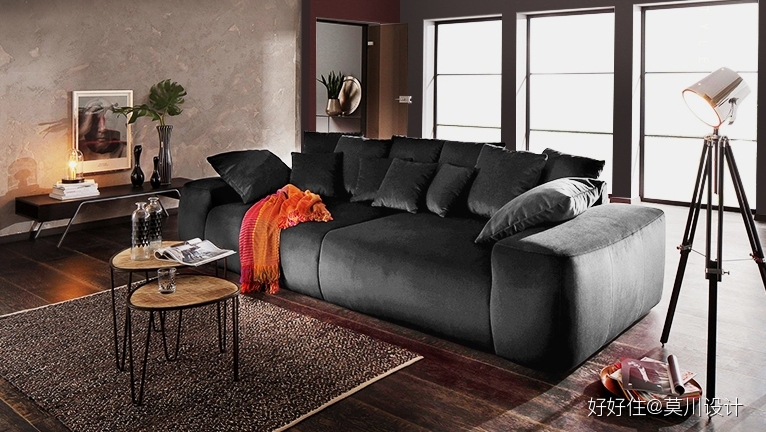 寬扶手沙發(fā).jpg 寬扶手沙發(fā).jpg